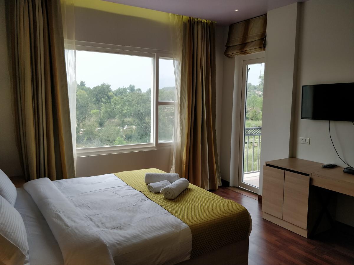 Hotel River Retreat Кангра Екстер'єр фото