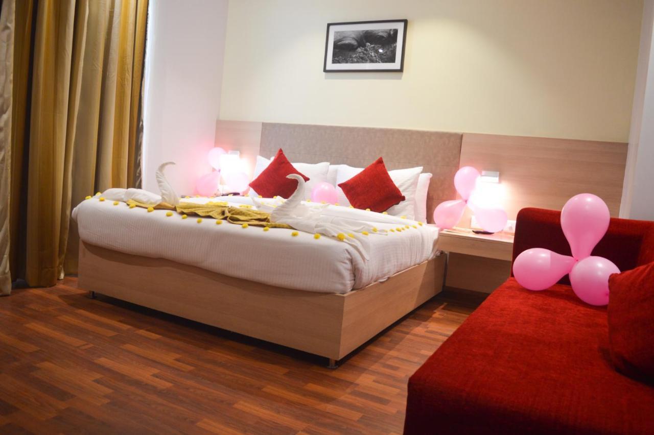 Hotel River Retreat Кангра Екстер'єр фото